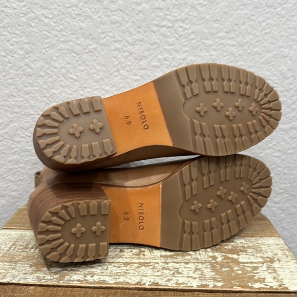 Nisolo Ana Go To Chelsea Boot Leather Almond Size 6.5 - Picture 6 of 6